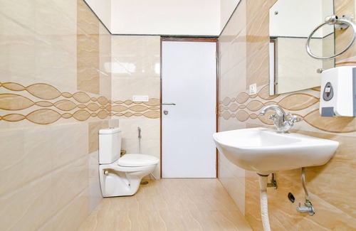 Amer Fort Road Hotel | Fabhotel Bikaner Heritage