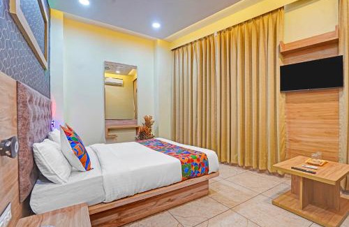 Ahmedabad House | FabHotel Hill Top Inn