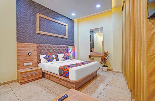 Ahmedabad Hotel | Fabhotel Hill Top Inn