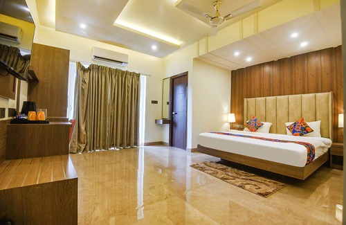 Taleigao Hotel | FabHotel Prime PAS Resorts