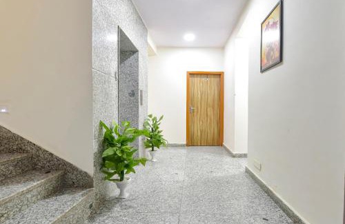 Malviya Nagar Hotel | FabHotel Silver Stay 02