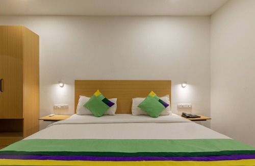 Gota Hotel | FabHotels Ny Townhouse