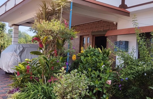 Madikeri House | Family stay in madikerin2 bedroom house