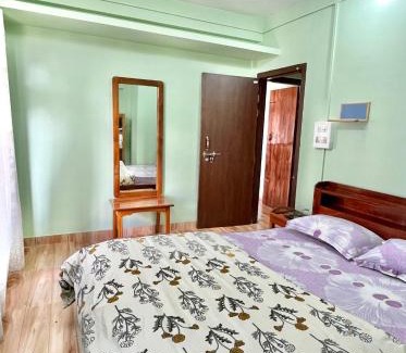 Ziro Bed & Breakfast | Flat 9-RJ Shant Apartment &Homestay