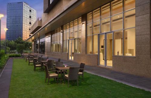 Gandhinagar Hotel | Grand Mercure Ahmedabad GIFT City - An Accor Hotels Brand