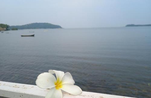 Vagator House | GS Home on the Bay - Super Sea view glass studio apartment
