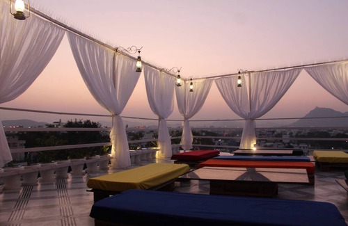 Lake Swaroop Sagar Hostel | Hostel ∙ 8 guests