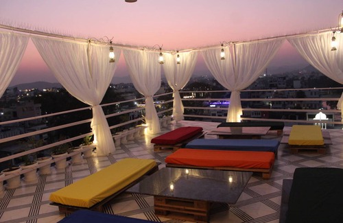 Lake Swaroop Sagar Hostel | Hostel ∙ 8 guests
