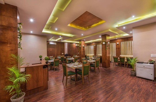 Gaya Hotel | Hotel ∙ 2 guests