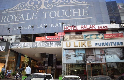 Thaltej Hotel | Hotel ∙ 2 guests