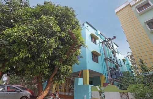 Bhubaneshwar Hotel | Hotel ∙ 3 guests