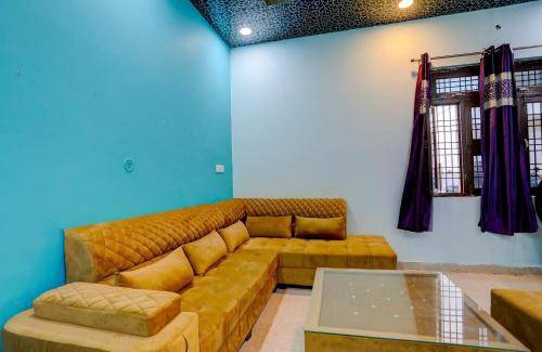 Ghaziabad Hotel | Hotel ∙ 3 guests