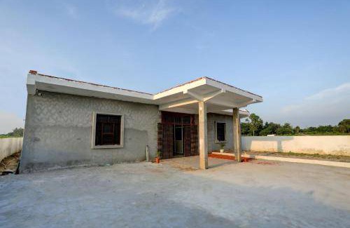 Ghaziabad Hotel | Hotel ∙ 3 guests
