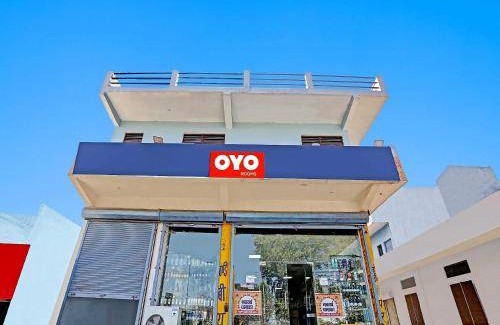 Bhiwadi Hotel | Hotel ∙ 3 guests