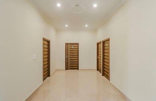 Noida Hotel | Hotel ∙ 3 guests