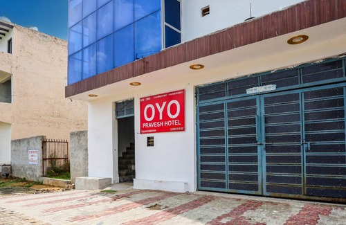 Gurugram Hotel | Hotel ∙ 3 guests