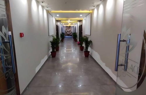 Vadodara Hotel | Hotel ∙ 3 guests
