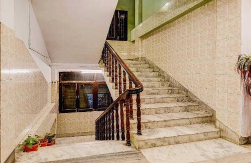 Tezpur Hotel | Hotel ∙ 3 guests