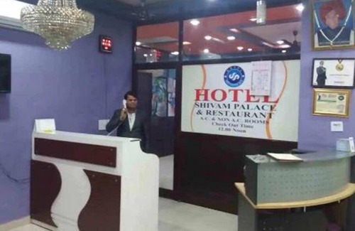 Tonk Road Hotel | Hotel ∙ 3 guests