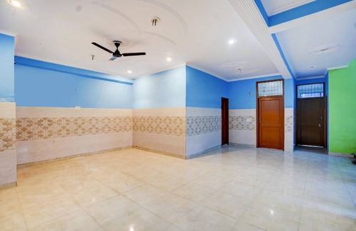 Noida Hotel | Hotel ∙ 3 guests