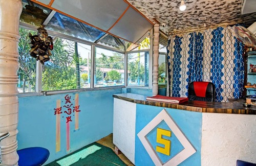 Tajpur Hotel | Hotel ∙ 3 guests