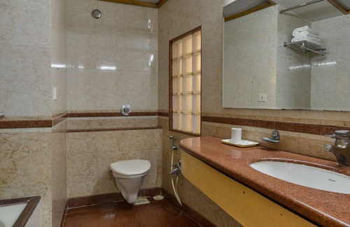 Juhu Hotel | Hotel Ajanta Juhu near Juhu Beach