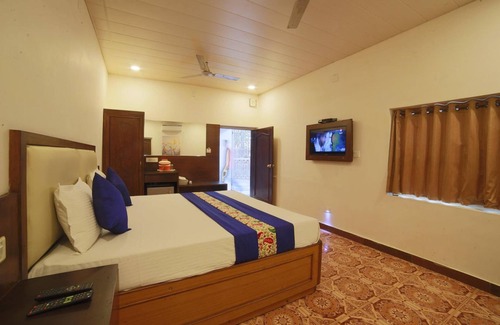 Mount Abu Hotel | Hotel Banjara Regalia