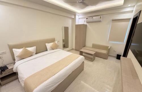 Civil Lines Hotel | Hotel Crown Plaza