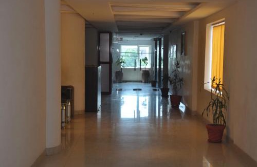 Civil Lines Hotel | Hotel Galaxy