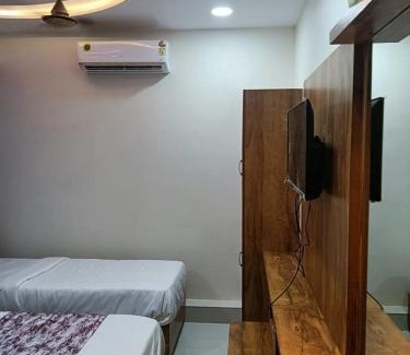 Ahmedabad Hotel | hotel hill inn