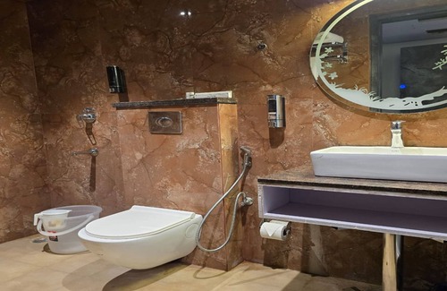Civil Lines Hotel | Hotel KHS Landmark Prayagraj - The Boutique Hotel