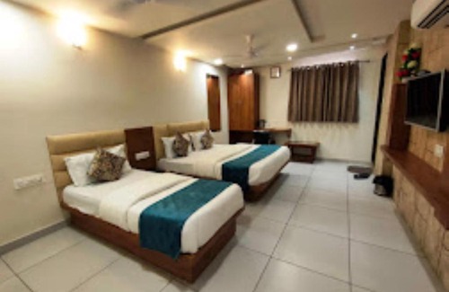 Ahmedabad City Centre Hotel | Hotel Kinara Ahmedabad
