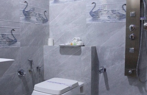 Ahmedabad Hotel | Hotel Kohinoor Plaza