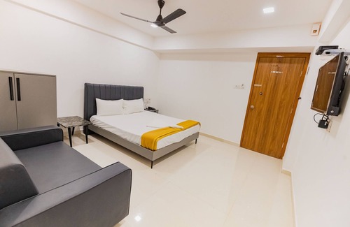 Surat Hotel | Hotel Lennox Best In surat