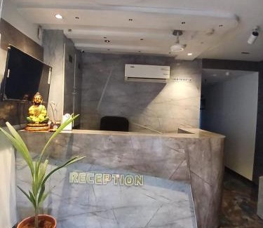 Ahmedabad Hotel | Hotel Lotus Town
