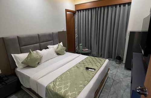 Gandhinagar Hotel | Hotel Melbourne Gandhinagar