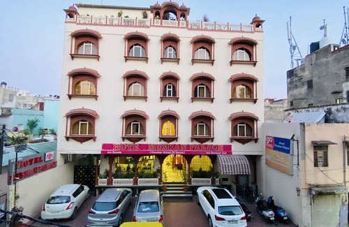 Sindhi Camp Hotel | Hotel Muskan Palace