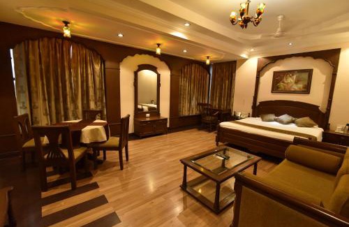 Air Force Area Hotel | Hotel Niky International