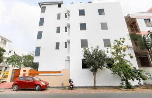 Noida Hotel | Hotel O GRANDEUR HOTEL