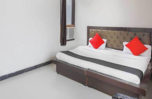Noida Hotel | Hotel O GRANDEUR HOTEL
