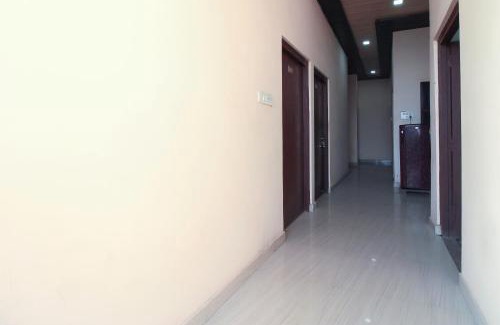 Rudrapur Hotel | Hotel O Yuvraj Guest House