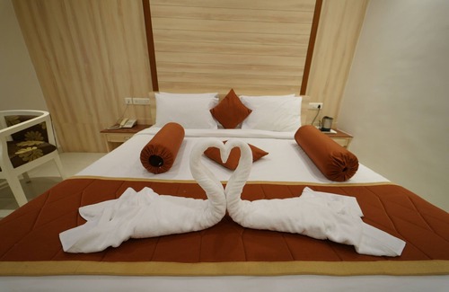 Palayankottai Hotel | Hotel Palmyra Grand Inn