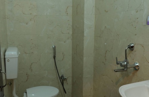 Danapur Hotel | Hotel Paradise Premier
