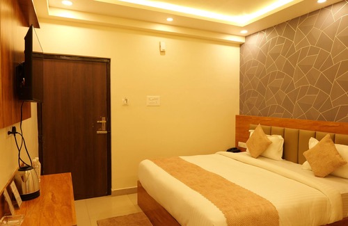 Danapur Hotel | Hotel Paradise Premier