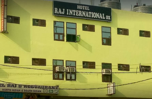 New Delhi Hotel | Hotel Raj International DX