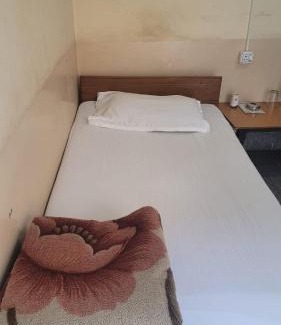Muzaffarpur Hotel | Hotel Rama