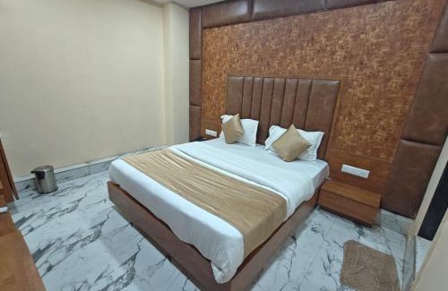 Ahmedabad House | Hotel Royal King