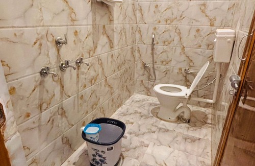Naini Hotel | Hotel Sangam Village