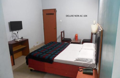 Maninagar Hotel | Hotel Silver Springs