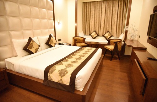 Tonk Road Hotel | Hotel SK Grand